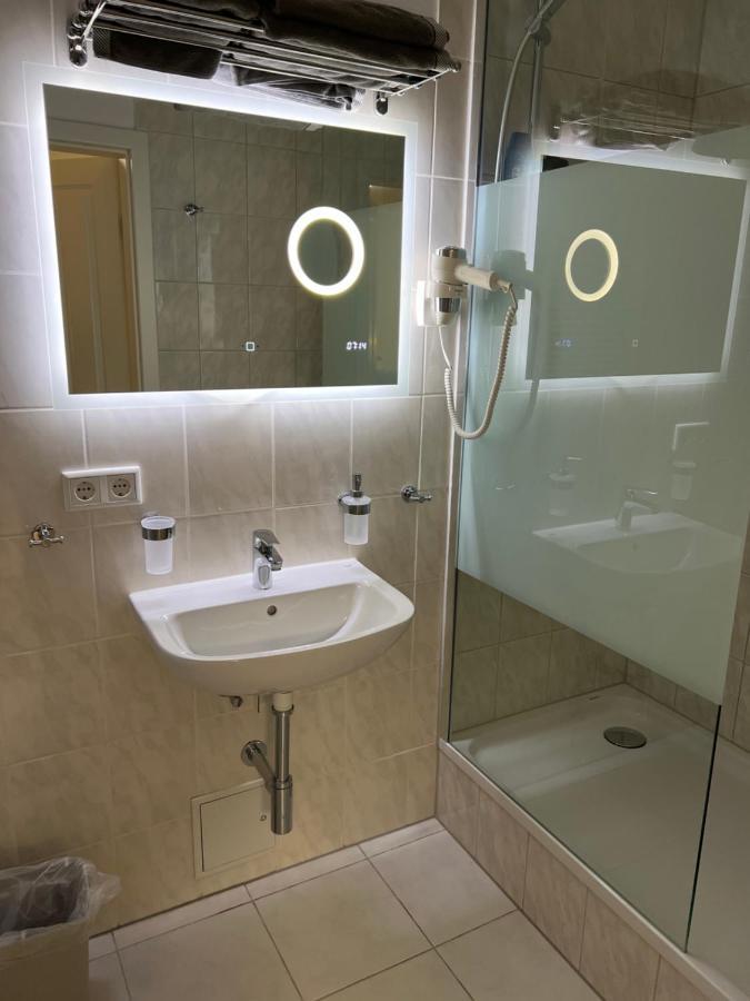 Souterrain Studio-Apartment Нюрнберг Екстериор снимка